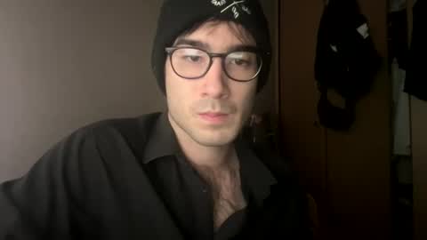 Snapshot of 9thislandd chatting on January 6, 11:29 am 9thislandd online show from January 6, 11:29 am