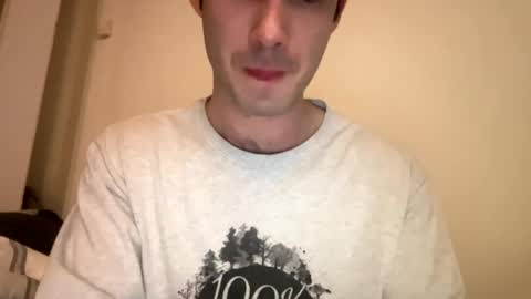 Snapshot of 9thislandd chatting on January 8, 3:51 am 9thislandd online show from January 8, 3:51 am