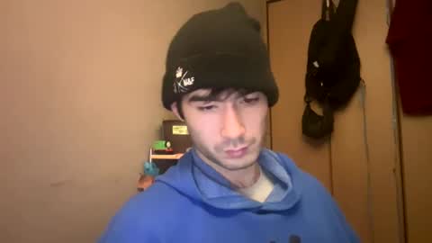 Snapshot of 9thislandd chatting on February 11, 2:35 pm 9thislandd online show from February 11, 2:35 pm