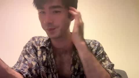 9thislandd online show from July 7, 2:43 pm