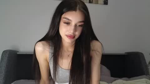 Snapshot of 9west chatting on June 12, 11:20 am KARINA online show from June 12, 11:20 am
