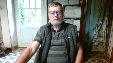 _123_voyeur_ online show from September 26, 11:25 am