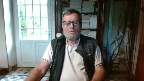 _123_voyeur_ online show from October 3, 10:01 am