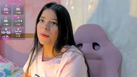 Alice  online show from December 12, 2:48 am