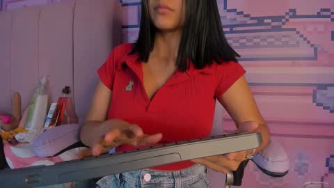 Alice  online show from October 15, 2:33 am