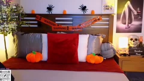 Snapshot of _aaliyah chatting on October 30, 10:10 pm ally online show from October 30, 10:10 pm