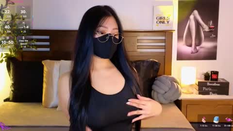 Snapshot of _aaliyah chatting on November 5, 4:01 am ally online show from November 5, 4:01 am