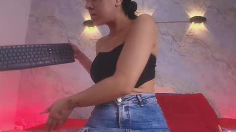 Snapshot of _abby_rouss chatting on October 25, 3:14 am abby rouss online show from October 25, 3:14 am