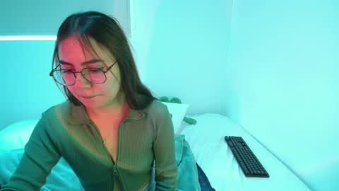 abby 3 online show from September 11, 4:51 pm