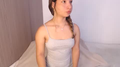 _abrill_20 online show from May 3, 2:56 pm