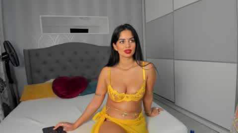 Snapshot of _adelle chatting on October 25, 12:23 pm Adelle online show from October 25, 12:23 pm