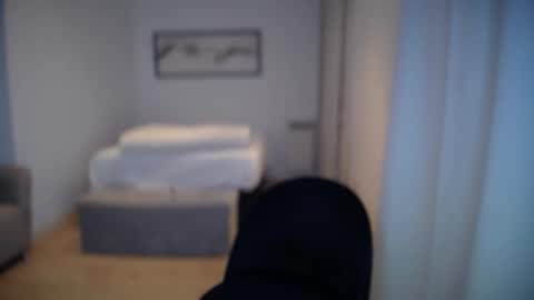 _aesthetic online show from November 14, 4:28 pm