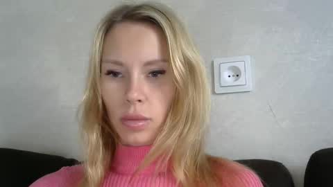 Snapshot of _alex1819 chatting on September 24, 7:01 am _alex1819 online show from September 24, 7:01 am