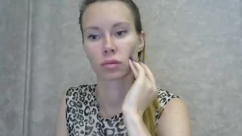 Snapshot of _alex1819 chatting on November 18, 7:13 am _alex1819 online show from November 18, 7:13 am