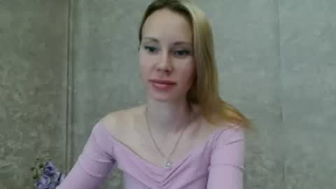 _alex1819 online show from June 15, 6:59 am