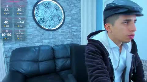 Snapshot of _alexander_gold chatting on October 18, 12:17 pm Alexander online show from October 18, 12:17 pm