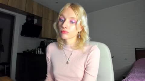 Gaylord online show from December 20, 9:38 am