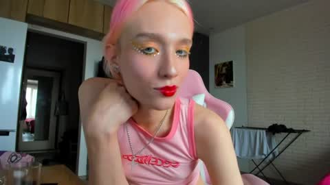 Snapshot of _alice_kitty chatting on July 9, 9:46 am Gaylord online show from July 9, 9:46 am
