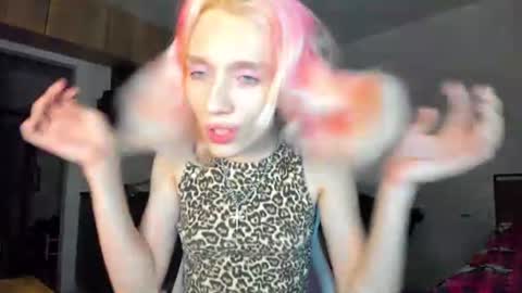 Snapshot of _alice_kitty chatting on July 15, 6:57 pm Gaylord online show from July 15, 6:57 pm