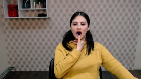 Snapshot of _alicecandy_ chatting on January 4, 1:21 am Alice online show from January 4, 1:21 am