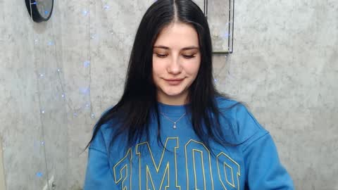 Snapshot of _alicecandy_ chatting on January 15, 1:20 pm Alice online show from January 15, 1:20 pm