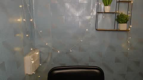 Snapshot of _alicecandy_ chatting on January 23, 1:35 pm Alice online show from January 23, 1:35 pm