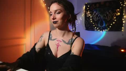 Alice Morrison Mistress Datura online show from May 28, 6:16 pm