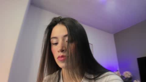 Snapshot of _aliice_1 chatting on December 9, 8:12 pm  Alice  online show from December 9, 8:12 pm