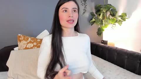 Snapshot of _aliice_1 chatting on March 1, 2:15 am  Alice  online show from March 1, 2:15 am