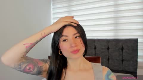 Snapshot of _aliice_1 chatting on September 21, 5:58 pm  Alice  online show from September 21, 5:58 pm