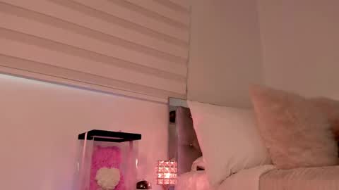 Snapshot of _alissonrose chatting on May 22, 10:15 pm Karo online show from May 22, 10:15 pm