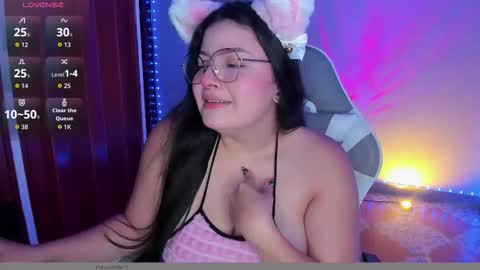 Snapshot of _alukah__ chatting on November 10, 6:07 pm Alisa online show from November 10, 6:07 pm