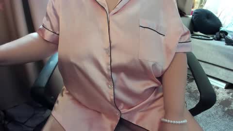 lisa online show from March 14, 10:42 am