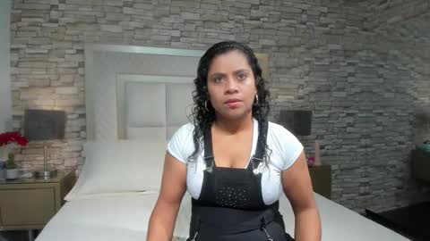 A M B E R online show from February 23, 8:06 pm