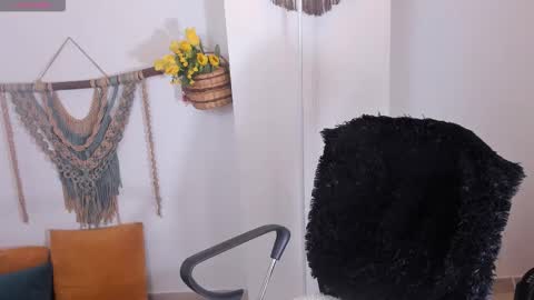 Ana Ruiz online show from September 17, 9:27 pm