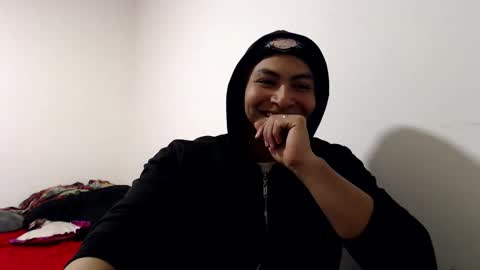 Snapshot of _ander_wolf_ chatting on January 13, 3:45 am _ander_wolf_ online show from January 13, 3:45 am
