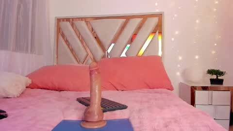 Snapshot of _andyy__ chatting on February 11, 12:28 am Andy online show from February 11, 12:28 am