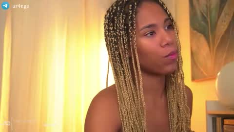 Snapshot of _angeleyes chatting on November 9, 11:36 pm Angie - online show from November 9, 11:36 pm