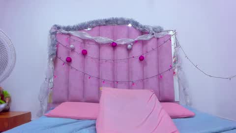 Any online show from December 22, 7:31 pm