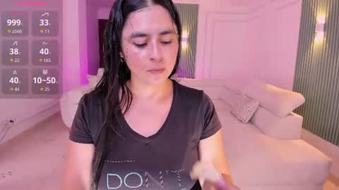 Snapshot of _anna_parker_ chatting on June 20, 7:16 pm Ana online show from June 20, 7:16 pm