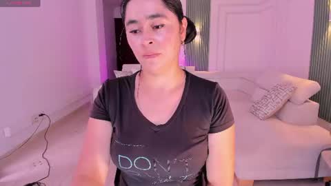 Snapshot of _anna_parker_ chatting on June 22, 7:22 pm Ana online show from June 22, 7:22 pm