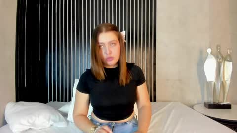 annie blue online show from April 23, 12:29 pm