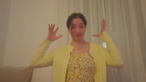 Snapshot of _annieone chatting on October 20, 8:42 pm Anna online show from October 20, 8:42 pm