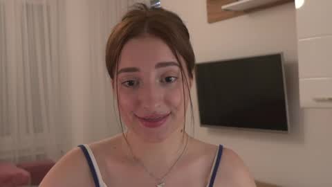 Anna online show from April 27, 2:37 pm