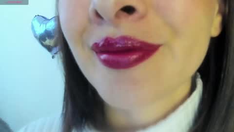 antonia online show from June 4, 4:46 pm