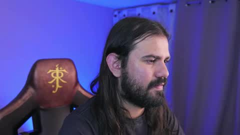 _aragorn__ online show from December 4, 9:29 am