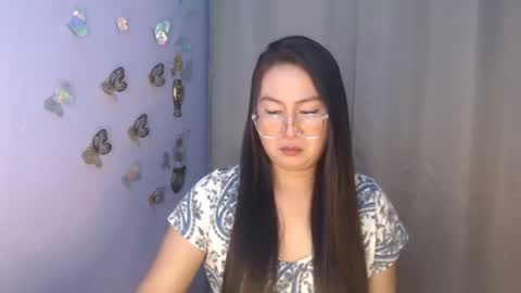 Snapshot of _arah chatting on November 28, 11:46 am arah online show from November 28, 11:46 am