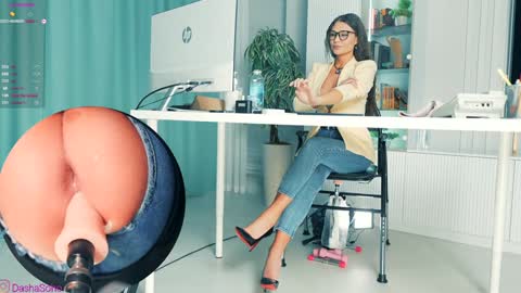 Snapshot of _artporno_ chatting on November 7, 12:32 am _artporno_ online show from November 7, 12:32 am