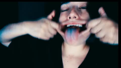 Snapshot of _atenea_golden chatting on February 1, 11:48 pm atenea online show from February 1, 11:48 pm