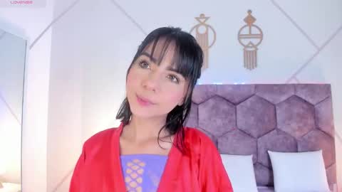 _aurora_collins_ online show from November 21, 12:37 pm